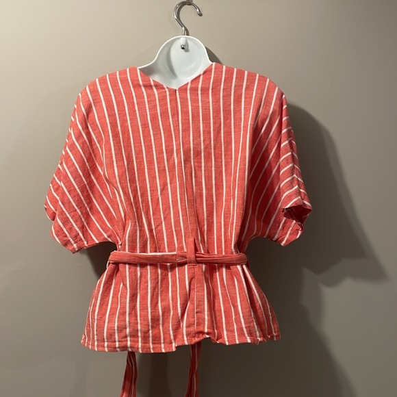 Top shop linen blend woman short sleeve top. - Picture 3 of 3